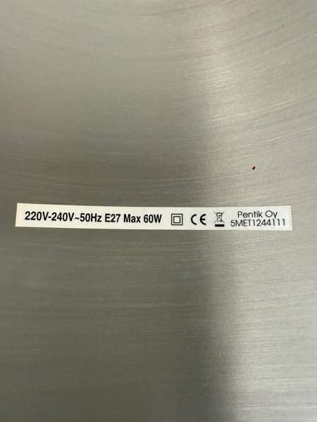 Riippuvalaisin pentik Naantali – foto 1