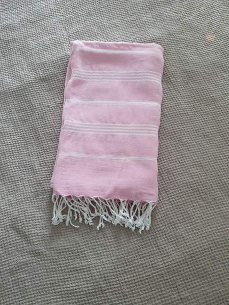 Myynnissä kuvan ihanan ohut ja pehmeä pyyhe Helsinki - valokuva 2