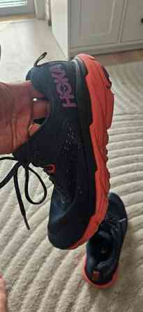 Hoka lenkkarit EU 42 Jaervenpaeae