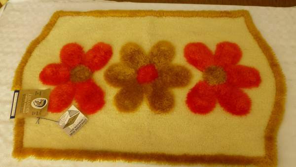 WC-PYTYN päälinen JA KYLPYHUONEEN MATTO Lahti - valokuva 2