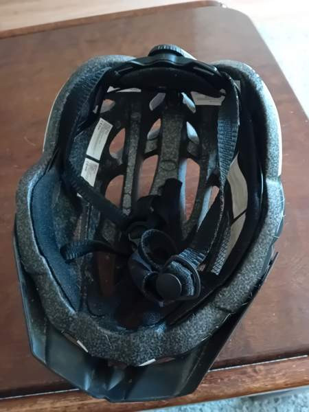 Pyöräilykypärä Tampere - photo 2