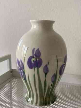 Posliininen maljakko Рованиеми