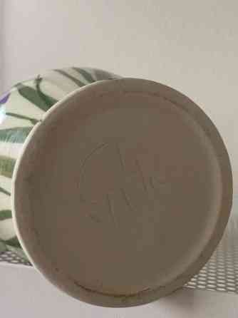 Posliininen maljakko Рованиеми