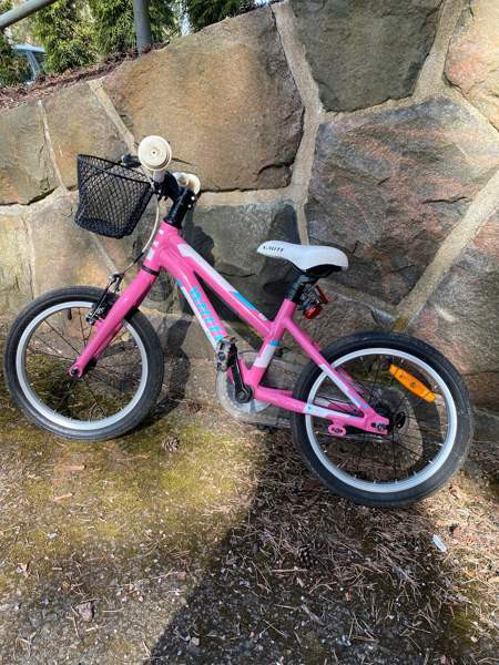 White MTB Lite 16 lastenpyörä Helsinki - valokuva 1