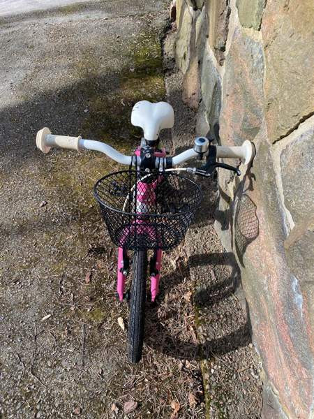 White MTB Lite 16 lastenpyörä Helsinki - valokuva 3