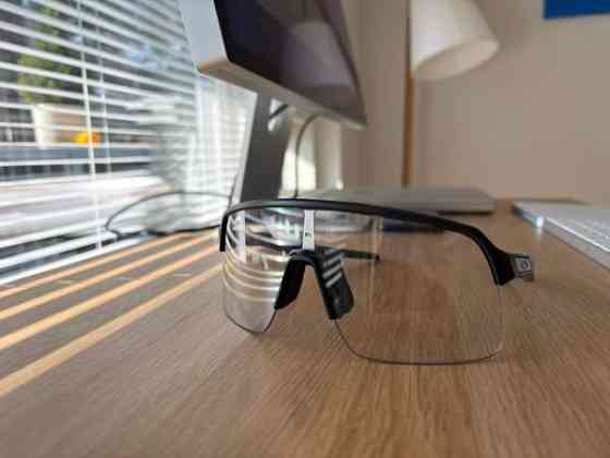 Oakley Urheilulasit Sutro Lite Matt Harmaa/Clear Photochromic Espoo