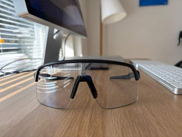 Oakley Urheilulasit Sutro Lite Matt Harmaa/Clear Photochromic Espoo – foto 1