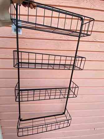 Metallinen hylly Raisio