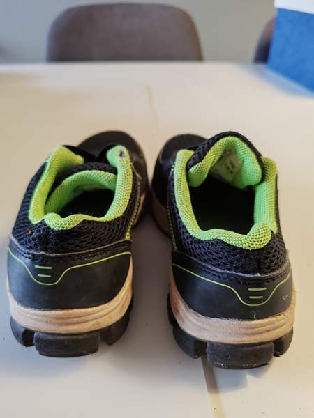 Lenkkarit koko 28 Lieto – foto 3