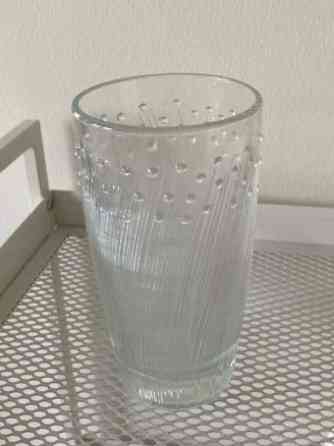 Lasinen maljakko Рованиеми