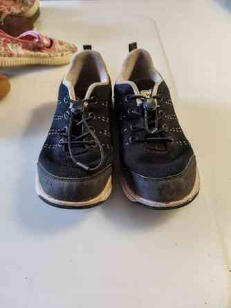 Viking lenkkarit koko 32 Lieto