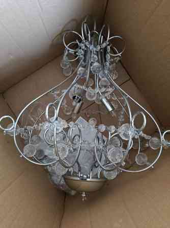 Kattovalaisin Эспоо