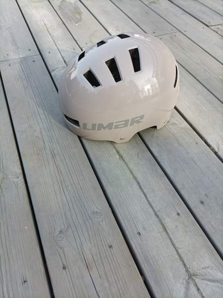 Limar pyöräilykypärä Вантаа - изображение 1
