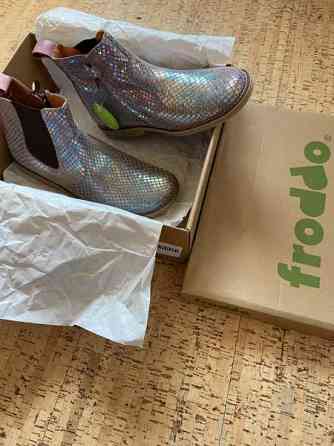 Uudet Froddo nilkkurit 39 (38) Raasepori