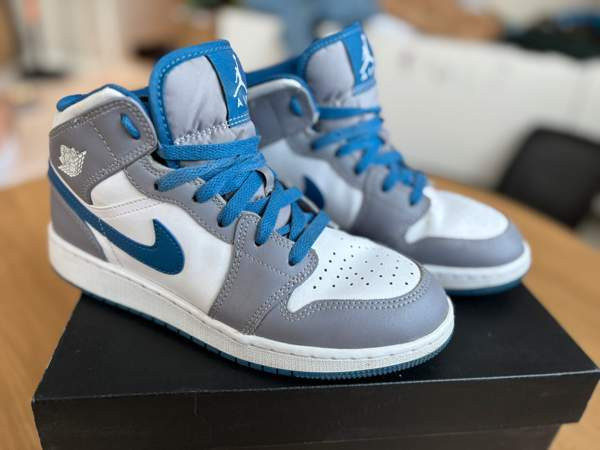 Nike Air Jordan 1 Mid (GS) Tuusula - photo 1
