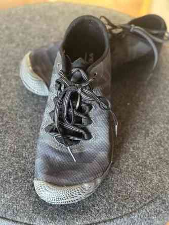 Merrel paljasjalkakengät koko 36 Masku