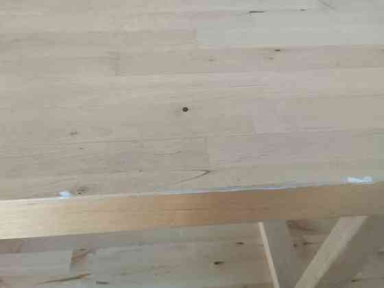 Myydään kirjahylly Helsinki