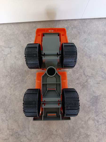 Plasto kuorma-auto Vantaa - valokuva 7