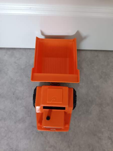 Plasto kuorma-auto Vantaa - valokuva 6