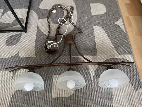 Valaisin korkeaan kattoon Pori - valokuva 3