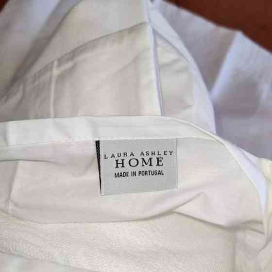 Laura Ashley parisängyn pussilakana ja tyynyliinat UUDET Lempaeaelae