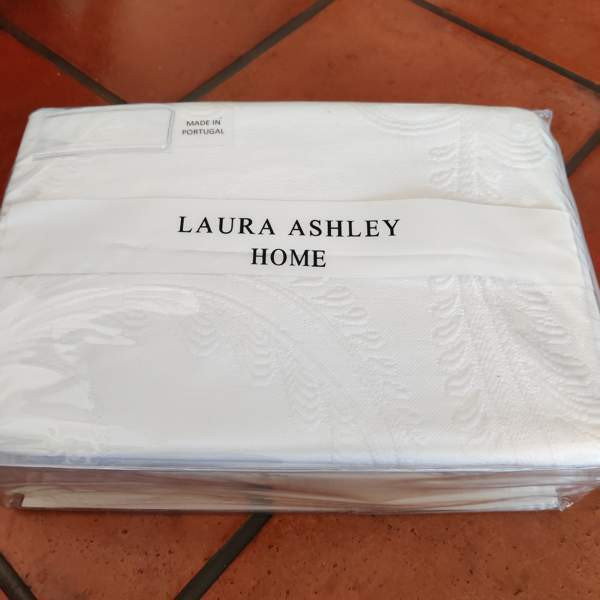 Laura Ashley parisängyn pussilakana ja tyynyliinat UUDET Lempäälä - valokuva 1