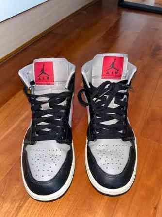 Nike Air Jordan 1 Mid kengät Oulu