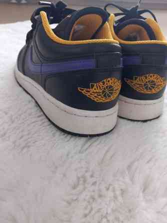 Jordan koko 36. tennarit Helsinki