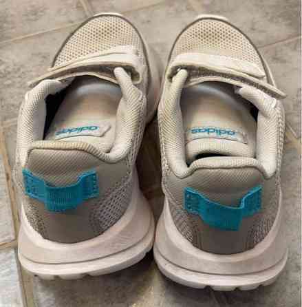 Lasten Adidas lenkkarit Siilinjaervi