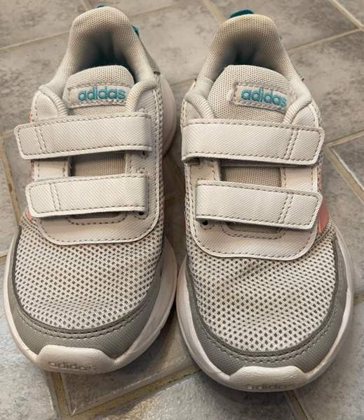 Lasten Adidas lenkkarit Силинъярви - изображение 2