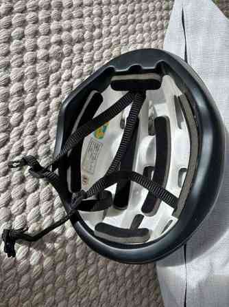 Aikuisten pyöräilykypärä M 54-58 Helsinki