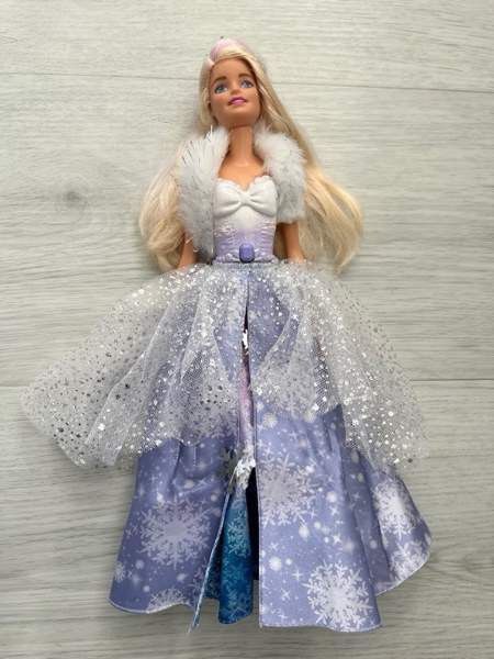 Upea juhlabarbie Helsinki - valokuva 1