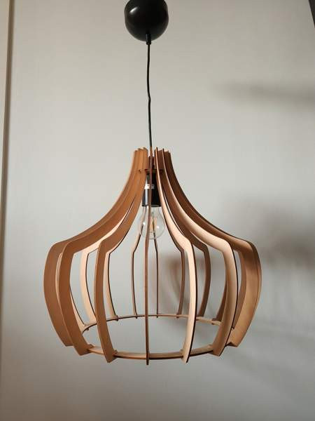 Puinen kattovalaisin Tampere - valokuva 1