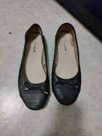 Tumman siniset balleriinat Kuopio