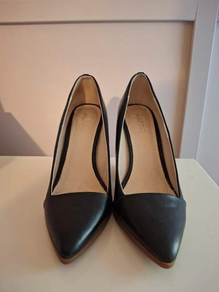 Aldo kiilakorkokengät koko 39 Ярвенпяя - изображение 2