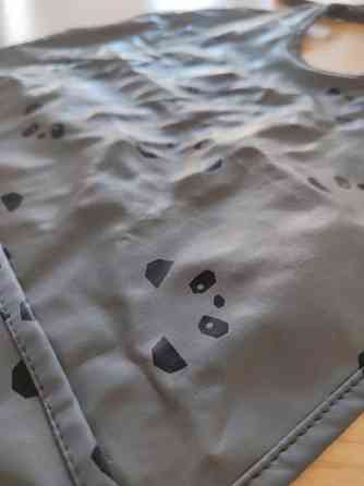 Liewood Panda ruokalappu Jyvaeskylae