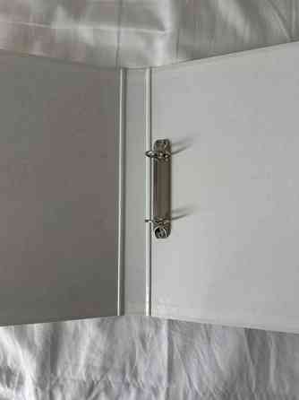 Valkoinen kansio / mappi Espoo