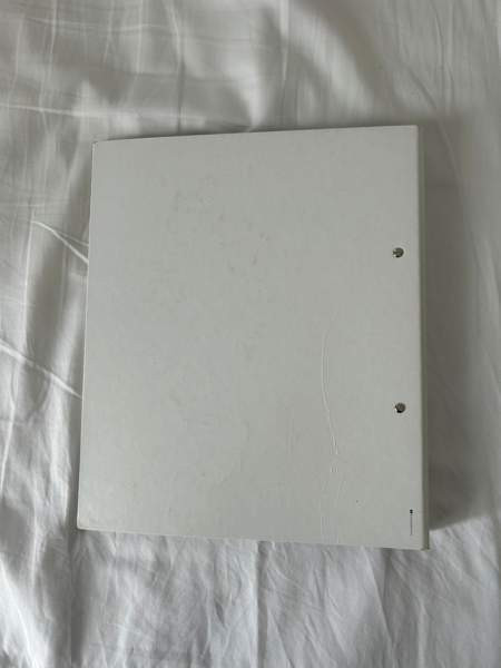 Valkoinen kansio / mappi Espoo - valokuva 2