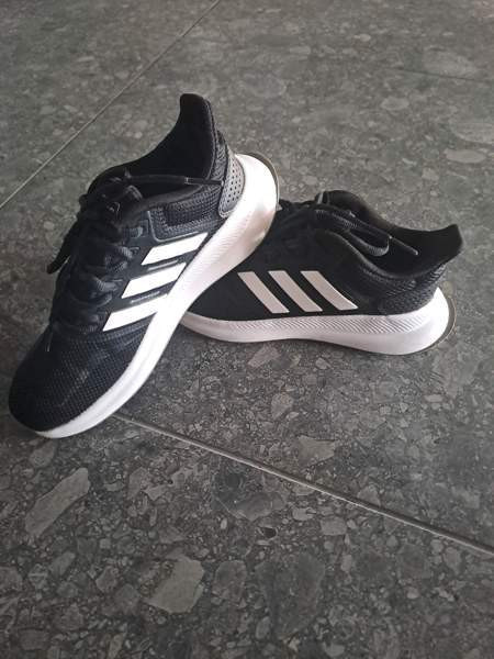 Adidas kengät 36 2/3 Oulu - photo 1