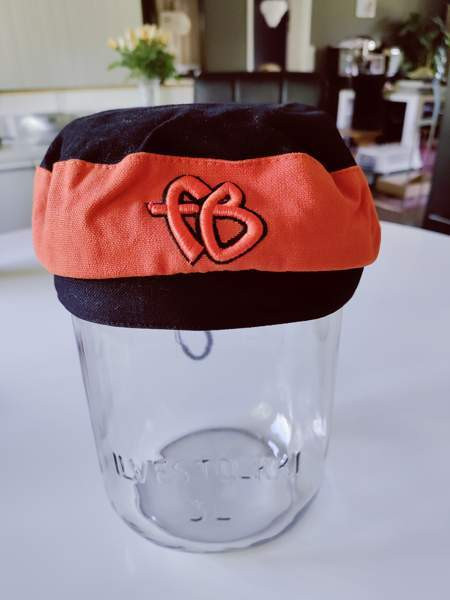 Lipaton lakki Nokia - valokuva 1