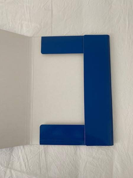 Sininen tukeva kansio / kulmalukkokansio, kuin uusi Espoo - valokuva 3