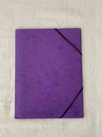 Violetti kansio / kulmalukkokansio Espoo