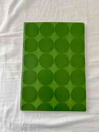 Marimekko vihreä pienet kivet vihko / kierrevihko A4/80, kuin uusi Espoo