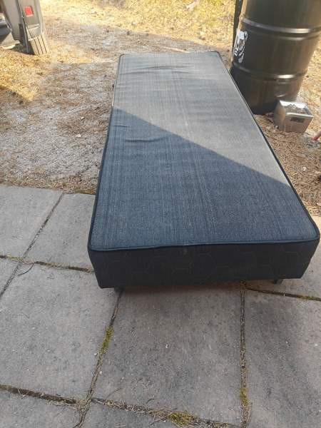 Runkopatja sänky Salo - valokuva 1