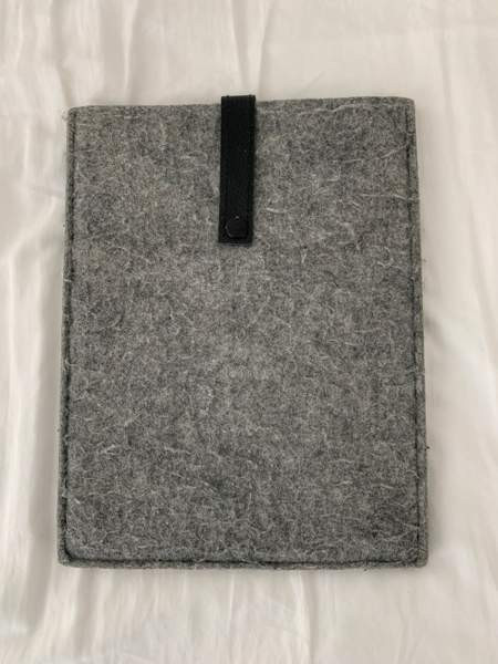 Tabletin / iPadin suojakotelo, paksua harmaata huopaa Espoo - photo 1