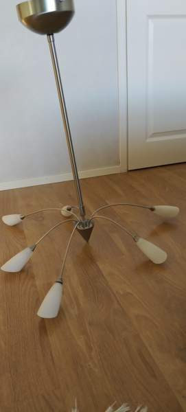 Kattovalaisin Pori - valokuva 1