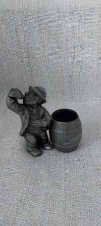 Keräilytavarat, mm. Tynnyrijuoppo Sotkamo