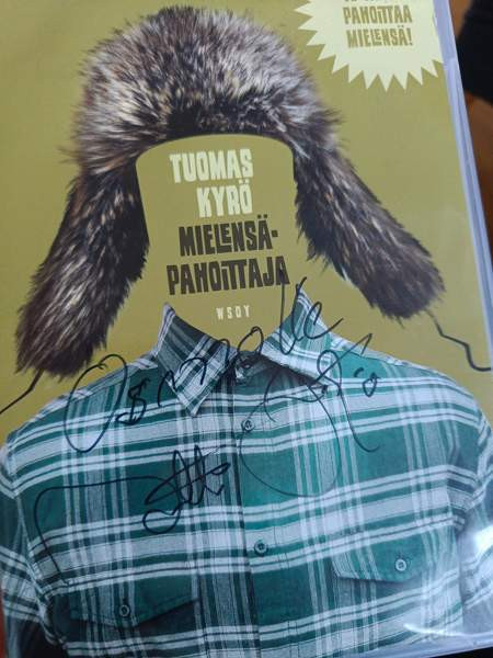 CD äänikirja: Tuomas Kyrö: Mielensä pahoittaja Yloejaervi – foto 1