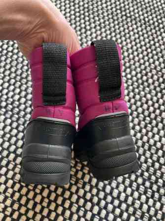 Pinkit  21 siistit Kuomat / kuoma talvikengät / talvisaappaat Vantaa