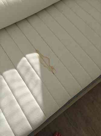 Sänky ja patjat runko patjassa kahvitahra muuten ok kuntoinen Pirkkala